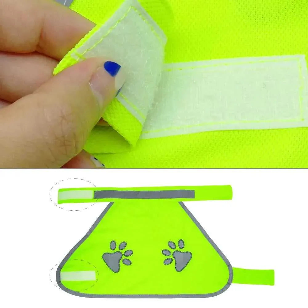 Reflective Nylon Dog Cat Harness Breathable Paw Print Pet Vest Harness Clothes Adjustable for Small Large Dogs Cats Bug Bulldog